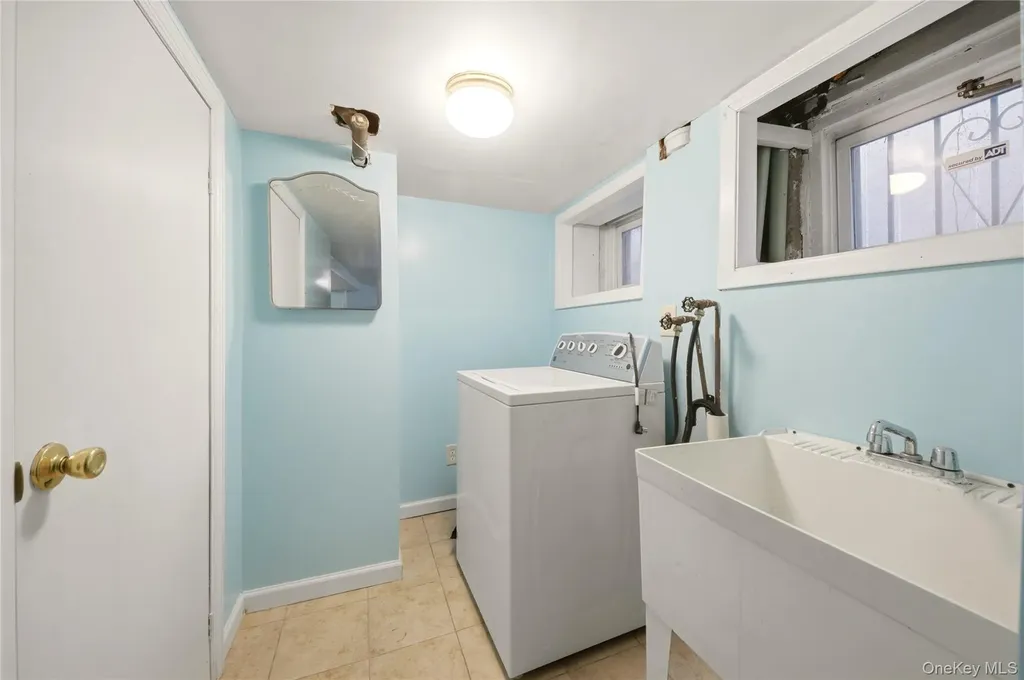 28 Glen Road Yonkers NY 10704