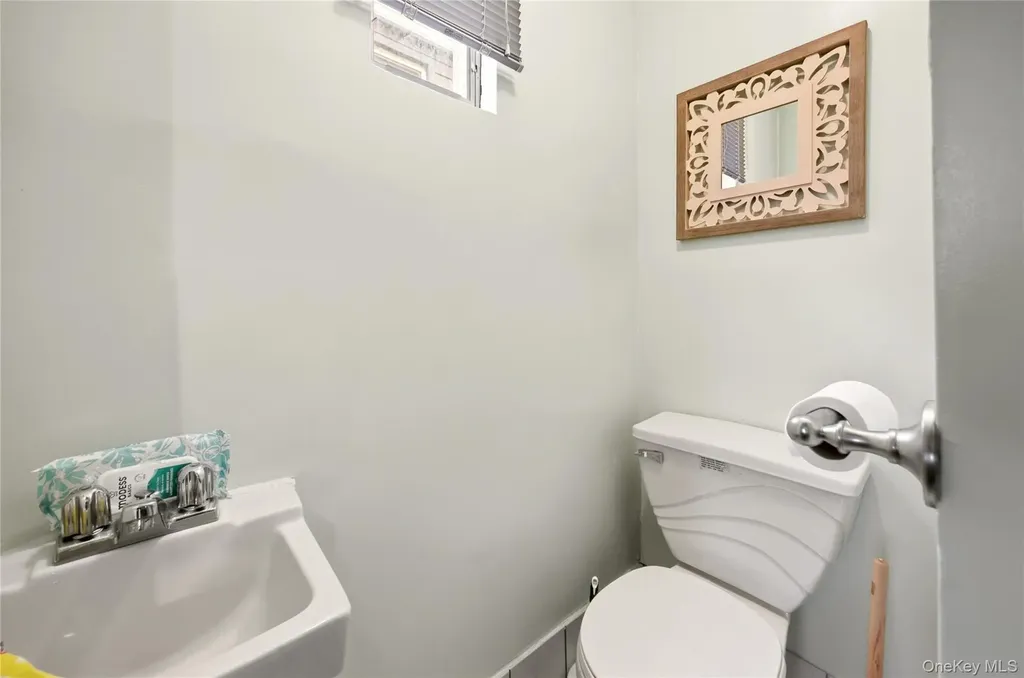 28 Glen Road Yonkers NY 10704