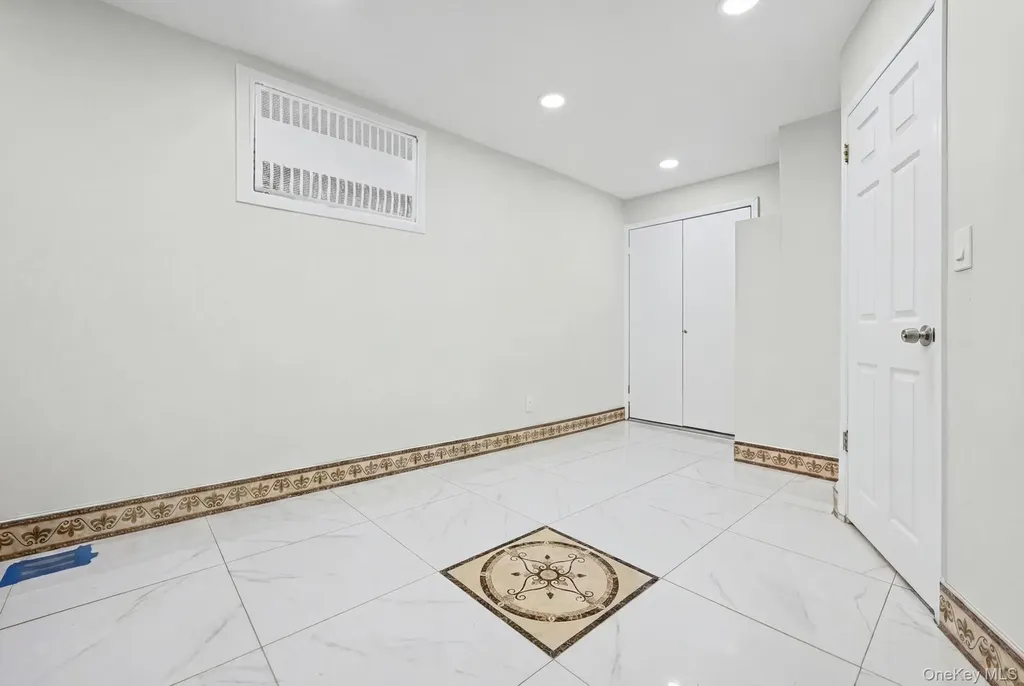 155-17 65th Avenue Flushing NY 11367