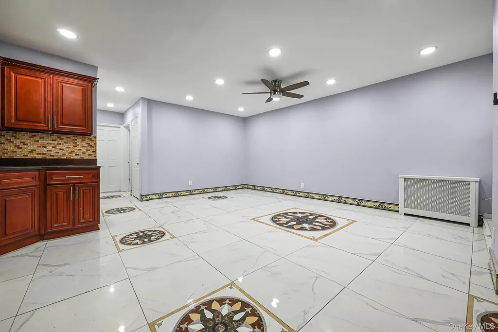 155-17 65th Avenue Flushing NY 11367