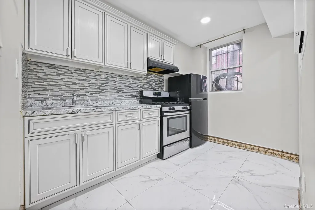 155-17 65th Avenue Flushing NY 11367