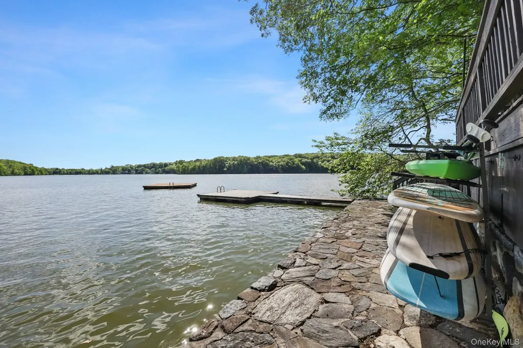 24 Jackson Road Mahopac NY 10541
