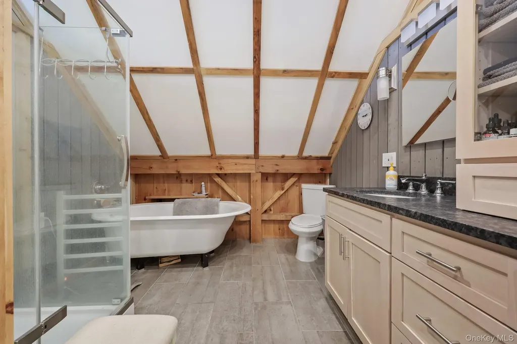 24 Jackson Road Mahopac NY 10541