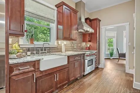 24 Jackson Road Mahopac NY 10541