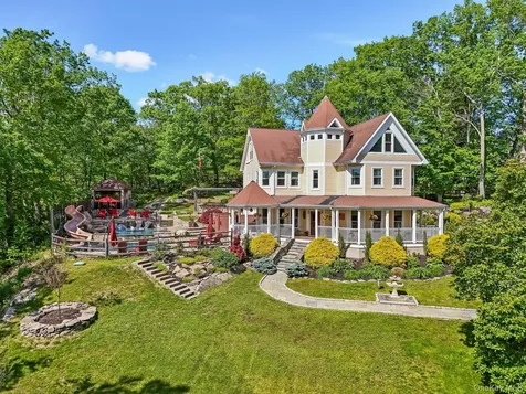 24 Jackson Road Mahopac NY 10541