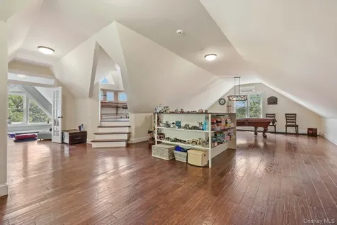 24 Jackson Road Mahopac NY 10541