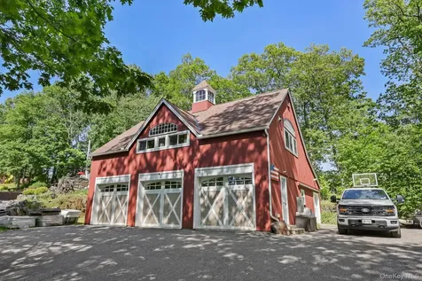 24 Jackson Road Mahopac NY 10541