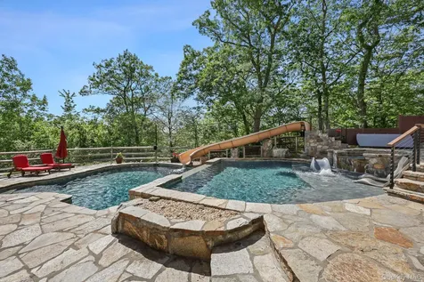 24 Jackson Road Mahopac NY 10541