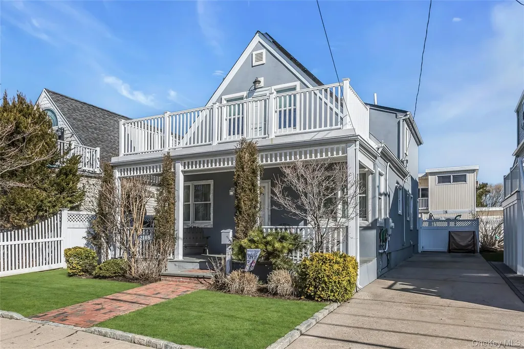 2108 Bay Boulevard Atlantic Beach NY 11509
