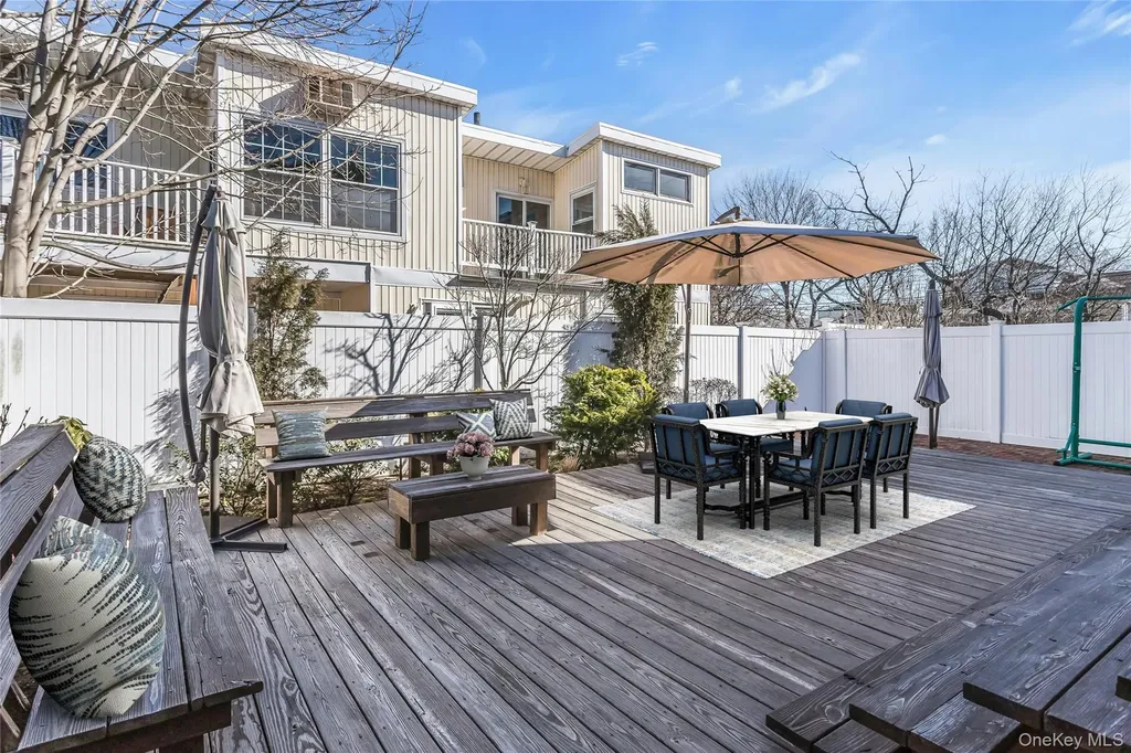 2108 Bay Boulevard Atlantic Beach NY 11509
