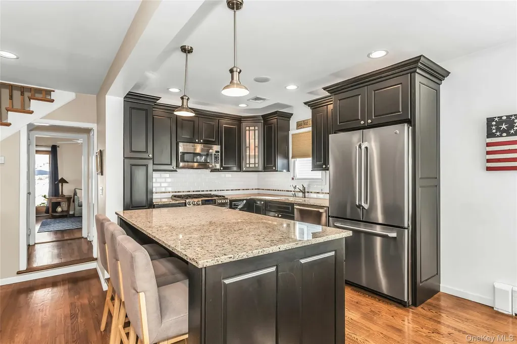 2108 Bay Boulevard Atlantic Beach NY 11509