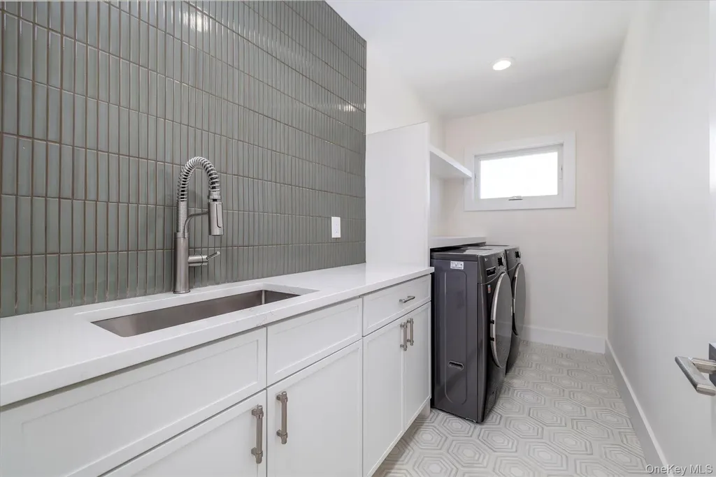 8 Van Cott Place North Bellmore NY 11710