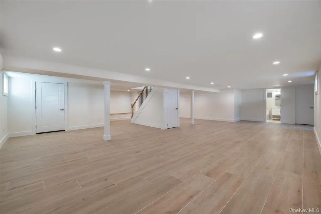 8 Van Cott Place North Bellmore NY 11710