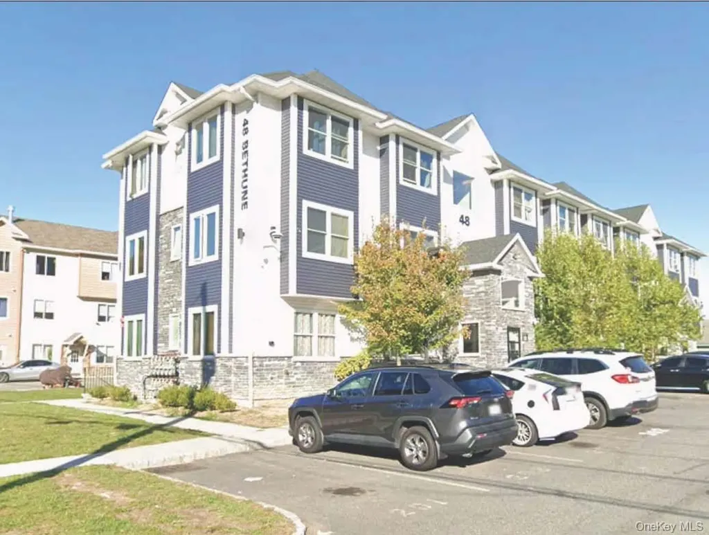 48 Bethune Boulevard Spring Valley NY 10977