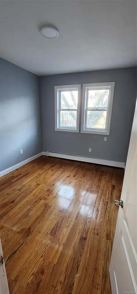 88 Hemlock Brooklyn NY 11208