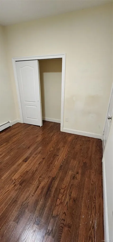 88 Hemlock Brooklyn NY 11208