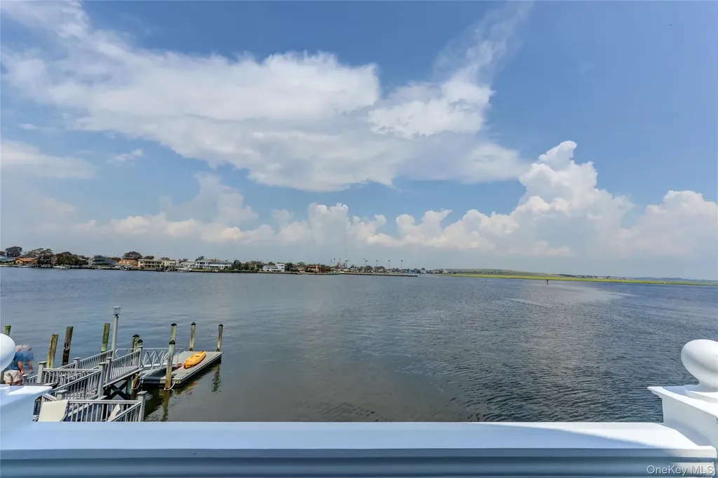 609 E Bay Drive Long Beach NY 11561