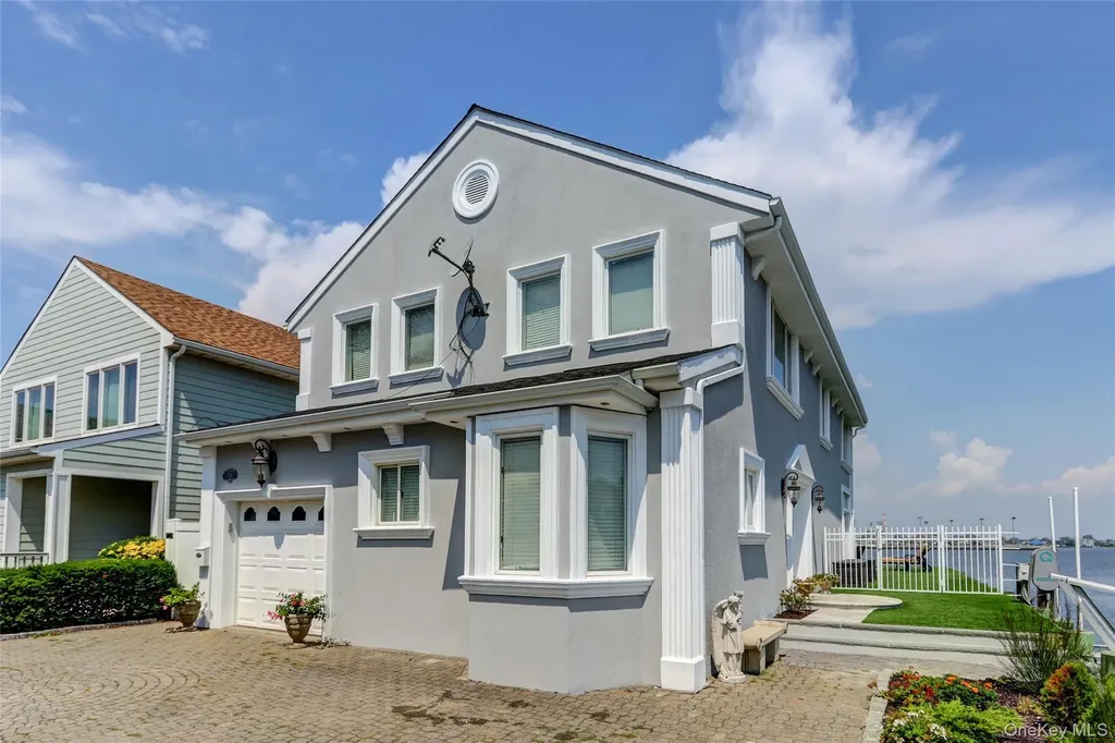 609 E Bay Drive Long Beach NY 11561