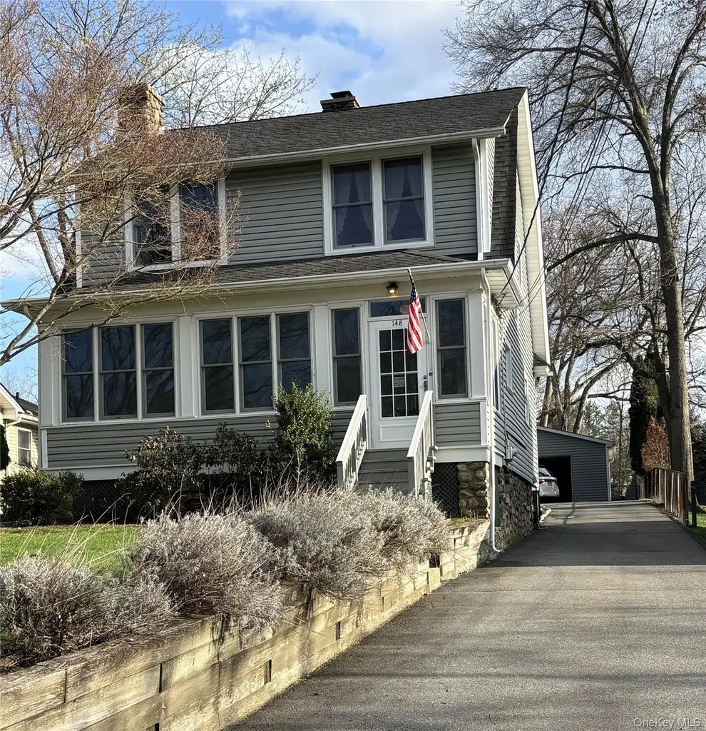 148 E Washington Avenue Pearl River NY 10965