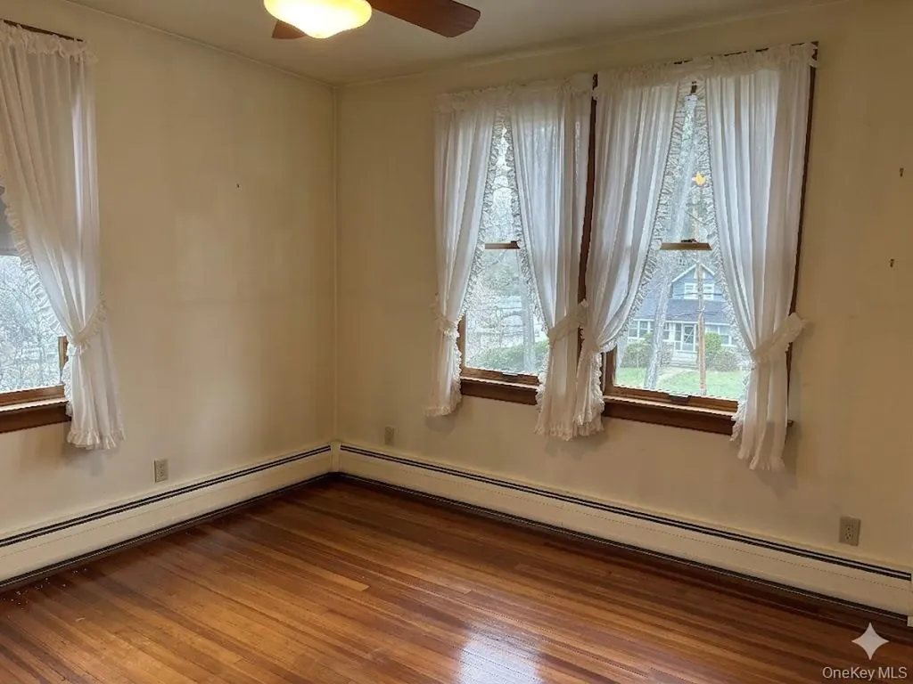 148 E Washington Avenue Pearl River NY 10965