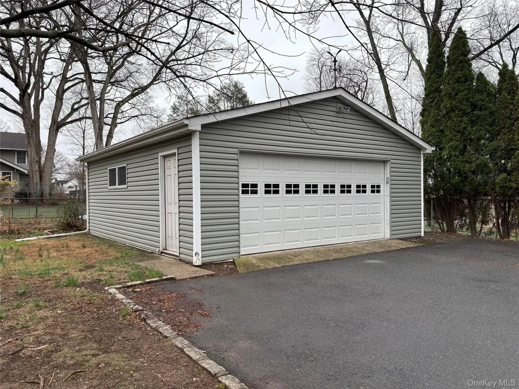 148 E Washington Avenue Pearl River NY 10965