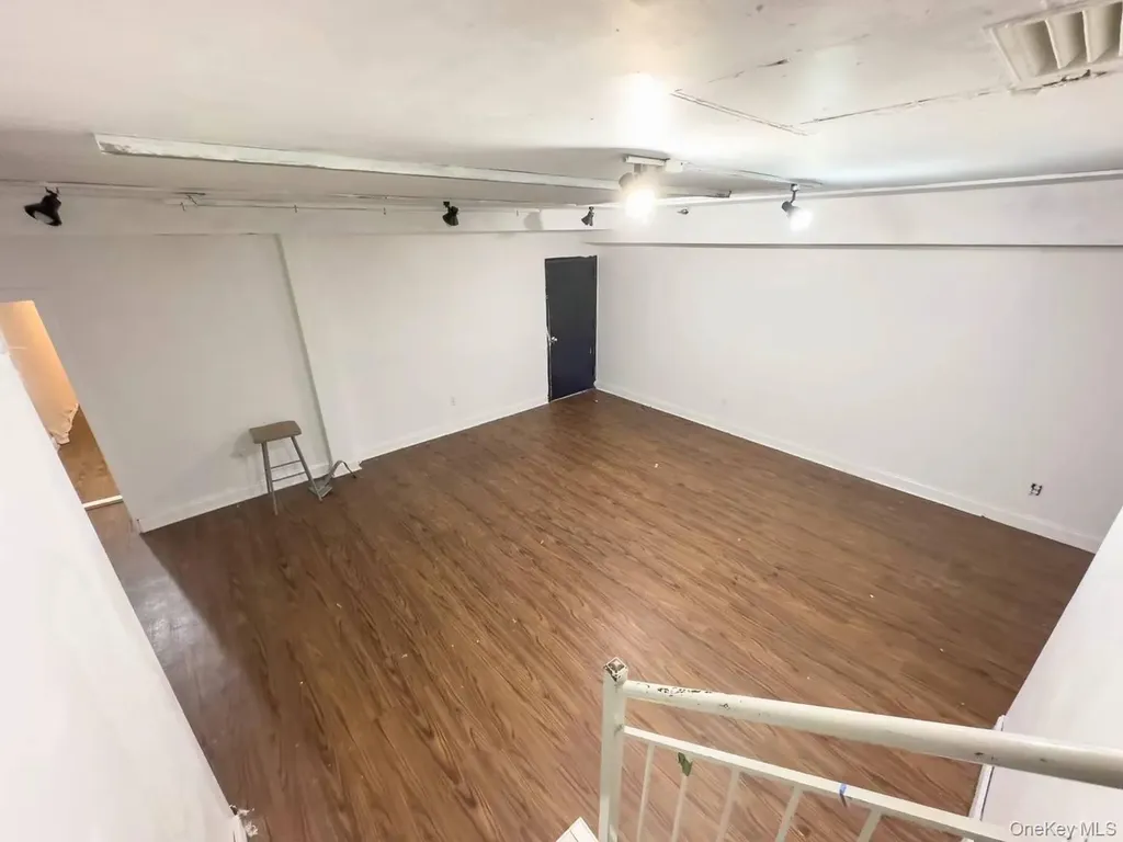147 Manhattan Avenue Brooklyn NY 11206