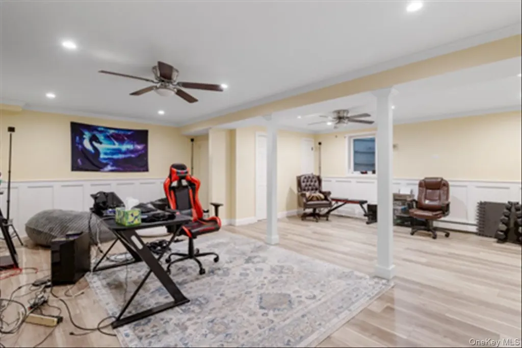129 Bishop Lane Holbrook NY 11741
