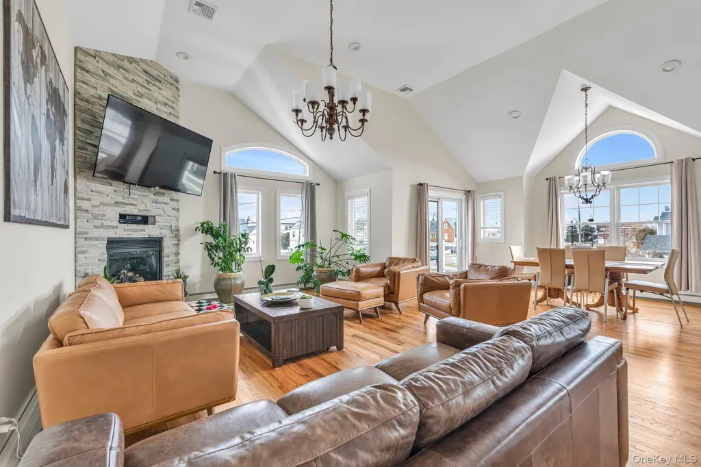 703 Neptune Boulevard Long Beach NY 11561