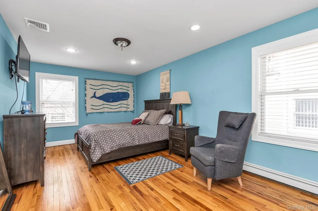 703 Neptune Boulevard Long Beach NY 11561