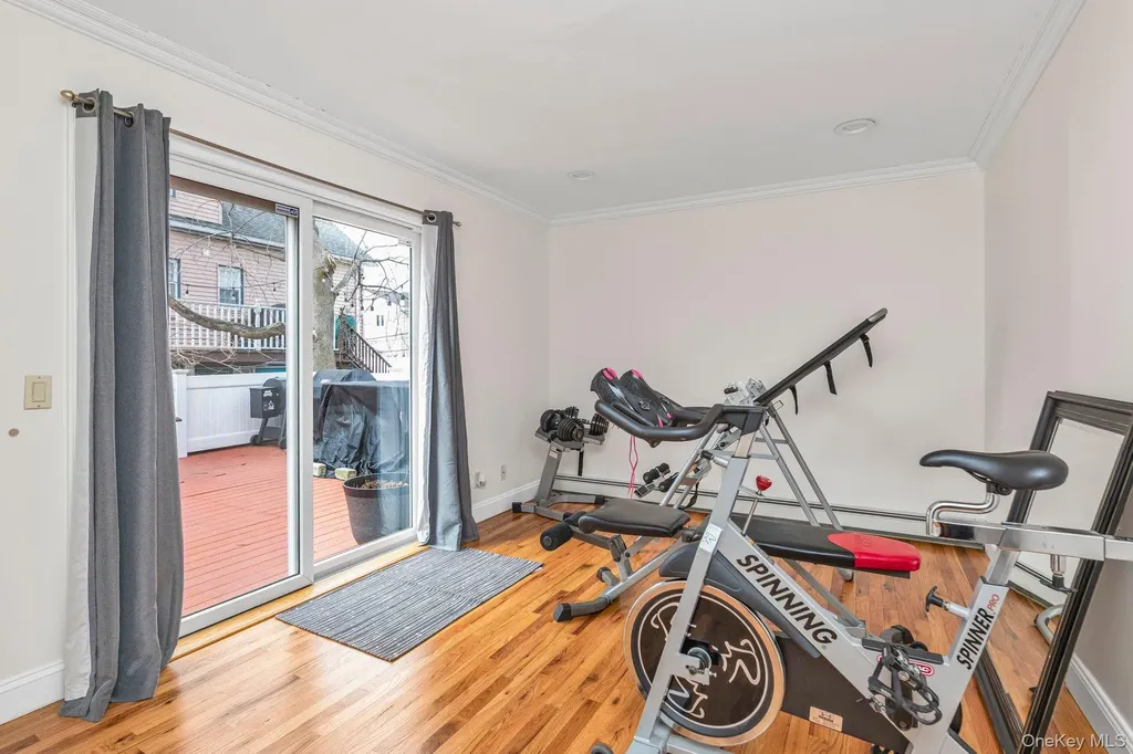 703 Neptune Boulevard Long Beach NY 11561