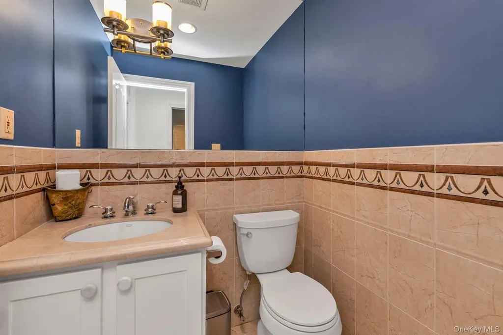 703 Neptune Boulevard Long Beach NY 11561