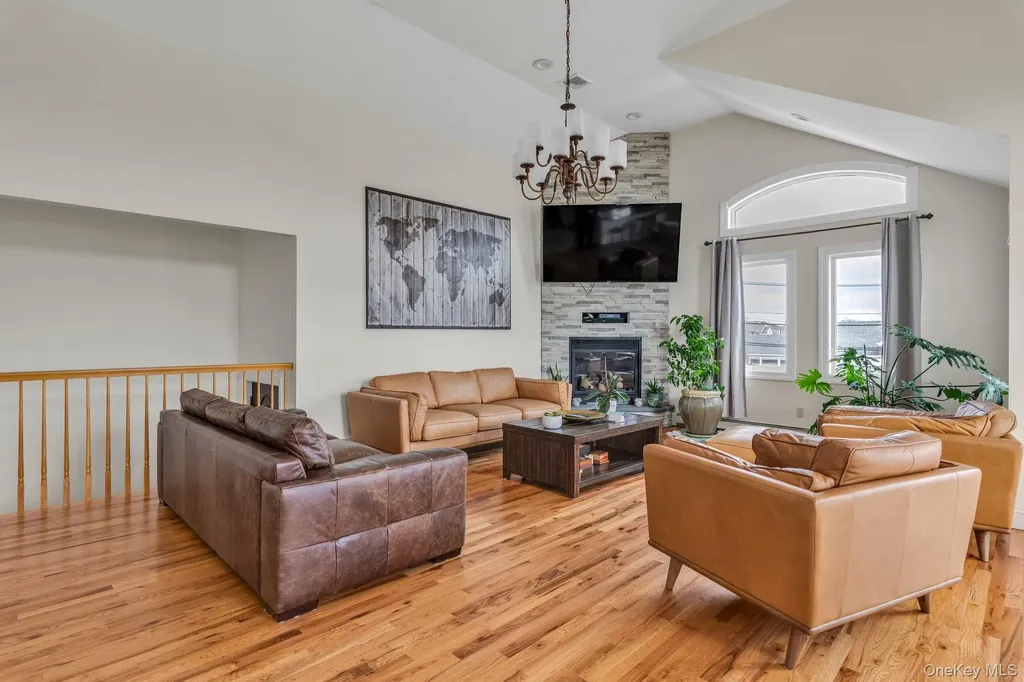 703 Neptune Boulevard Long Beach NY 11561
