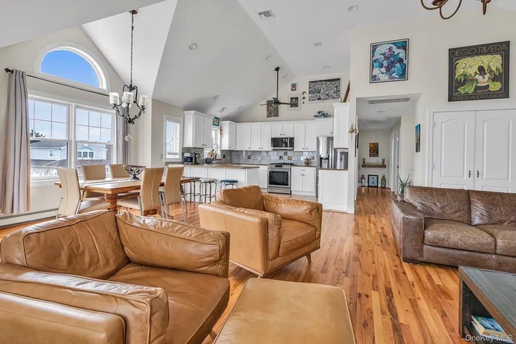703 Neptune Boulevard Long Beach NY 11561