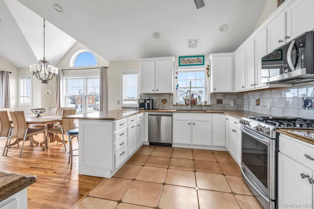 703 Neptune Boulevard Long Beach NY 11561