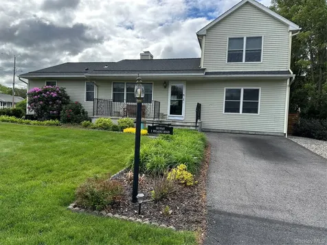 7 Pulaski Road Fishkill NY 12524