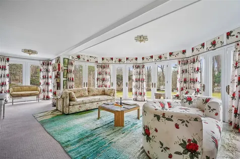 19 Winfield Avenue Harrison NY 10528