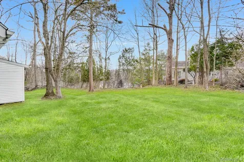 24 Amazon Road Carmel NY 10512