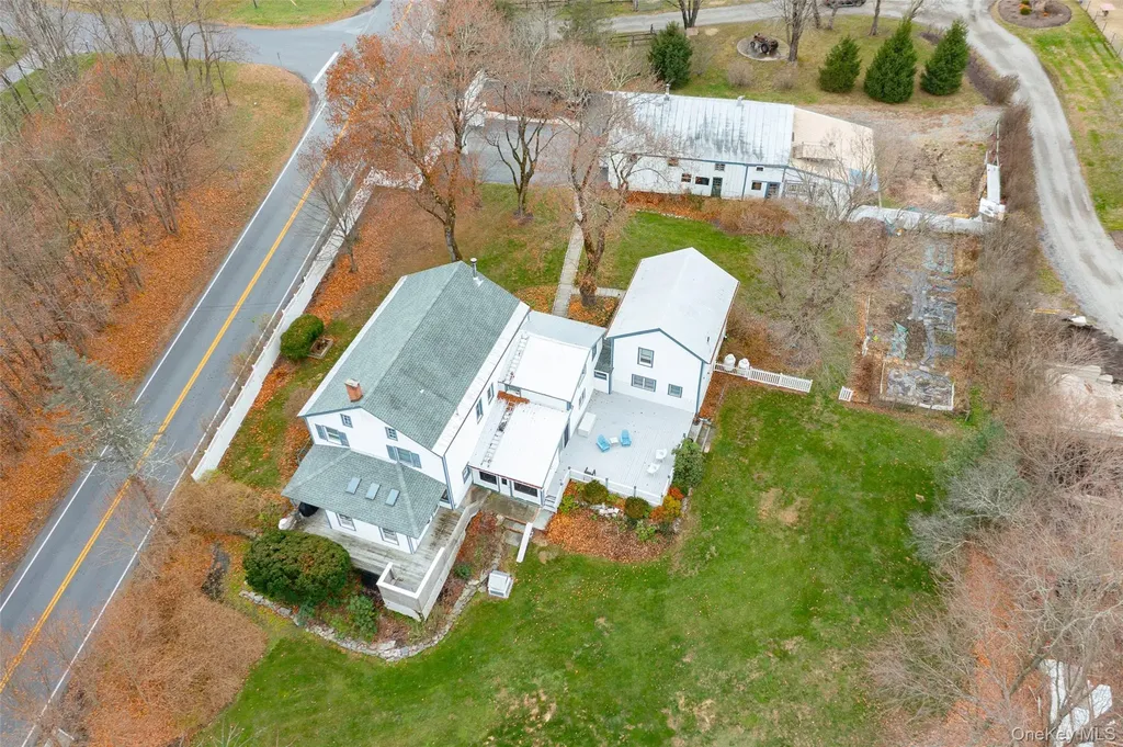 2327 Salt Point Turnpike Clinton Corners NY 12514