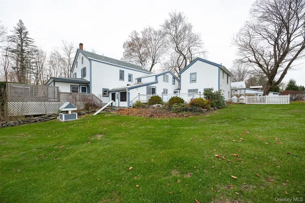 2327 Salt Point Turnpike Clinton Corners NY 12514
