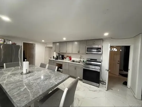 23515 Bentley Road Rosedale NY 11422