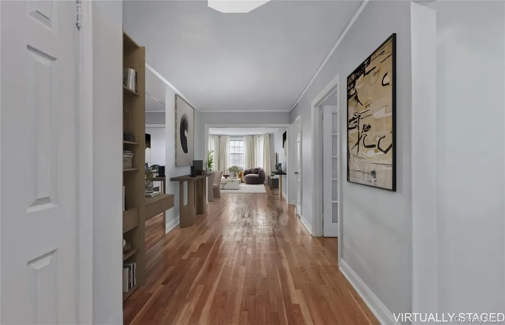 90 Knightsbridge Road Great Neck NY 11021