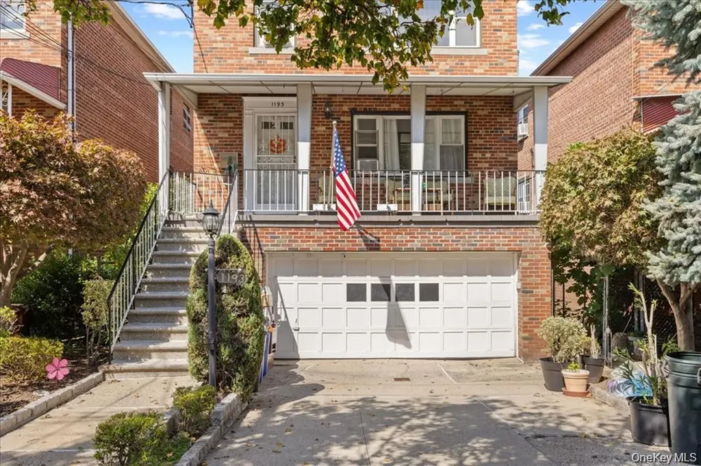 1193 Neill Avenue Bronx NY 10461