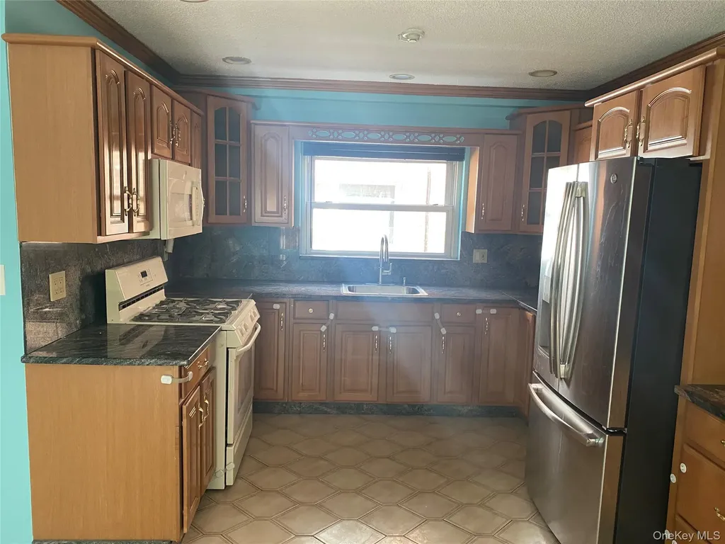 1193 Neill Avenue Bronx NY 10461