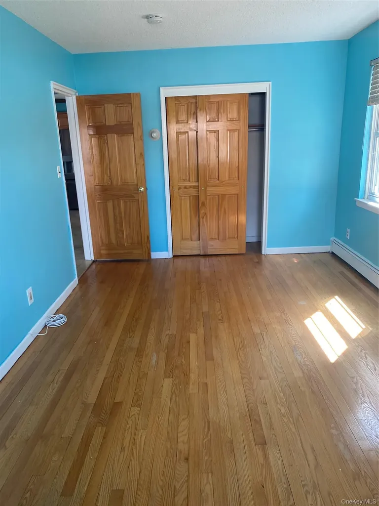 1193 Neill Avenue Bronx NY 10461