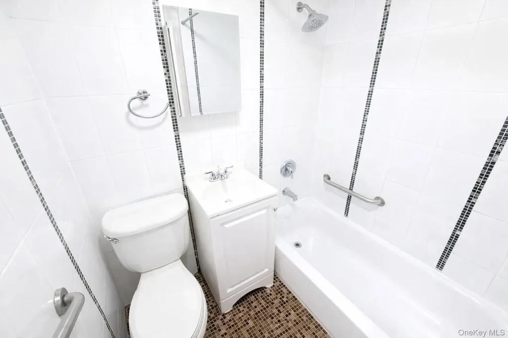 967 E 94th Street Brooklyn NY 11236