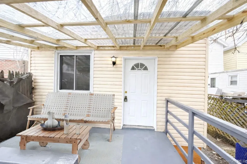 967 E 94th Street Brooklyn NY 11236