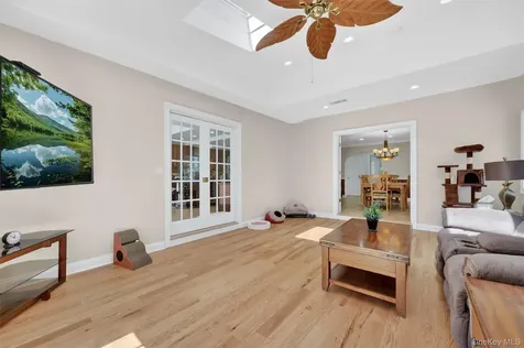 517 Elizabeth Road Yorktown Heights NY 10598