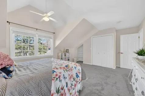 517 Elizabeth Road Yorktown Heights NY 10598
