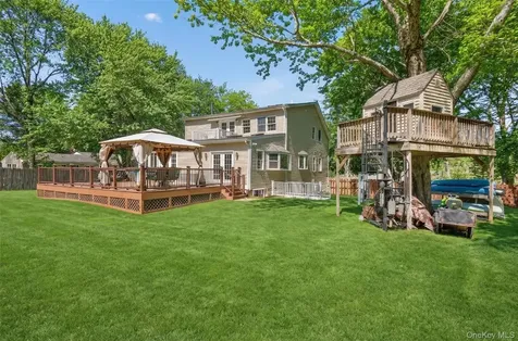 517 Elizabeth Road Yorktown Heights NY 10598