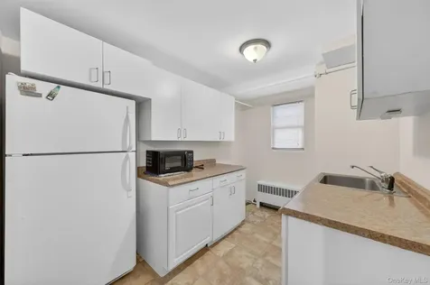 517 Elizabeth Road Yorktown Heights NY 10598